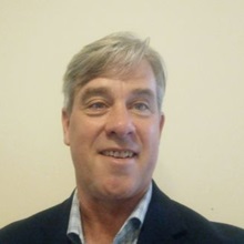 Eric Hayes headshot_crop-square