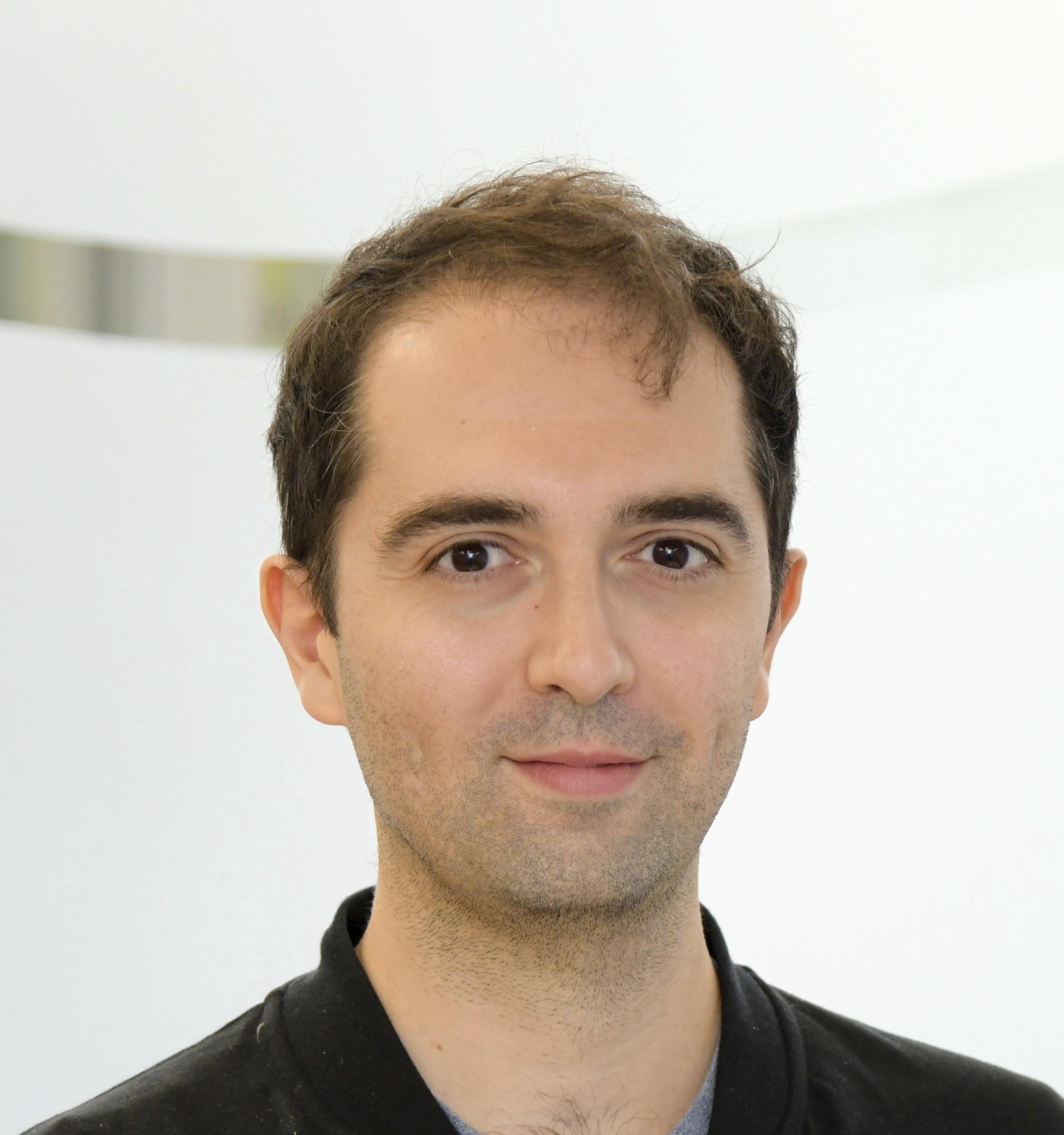 Alex Badamchi-Zadeh headshot